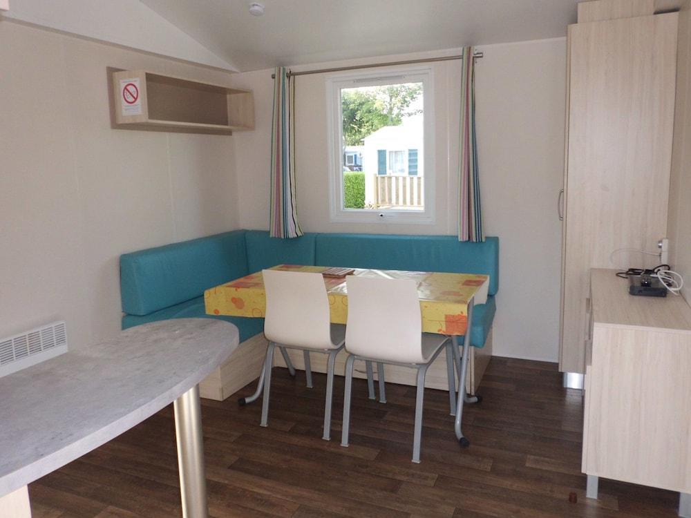 Camping De Lanven Plomeur Экстерьер фото