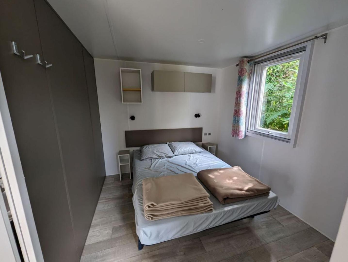 Camping De Lanven Plomeur Экстерьер фото