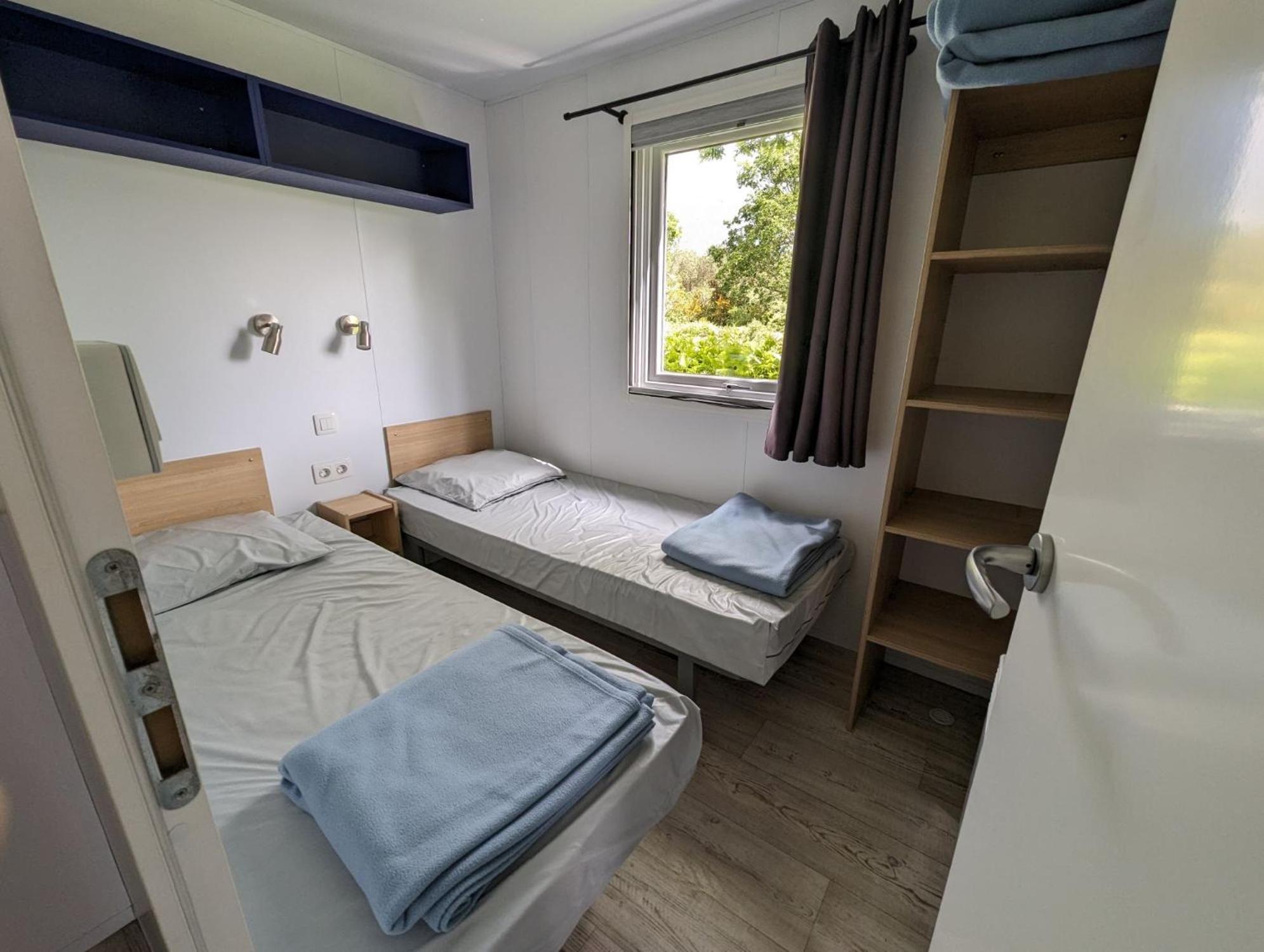 Camping De Lanven Plomeur Экстерьер фото